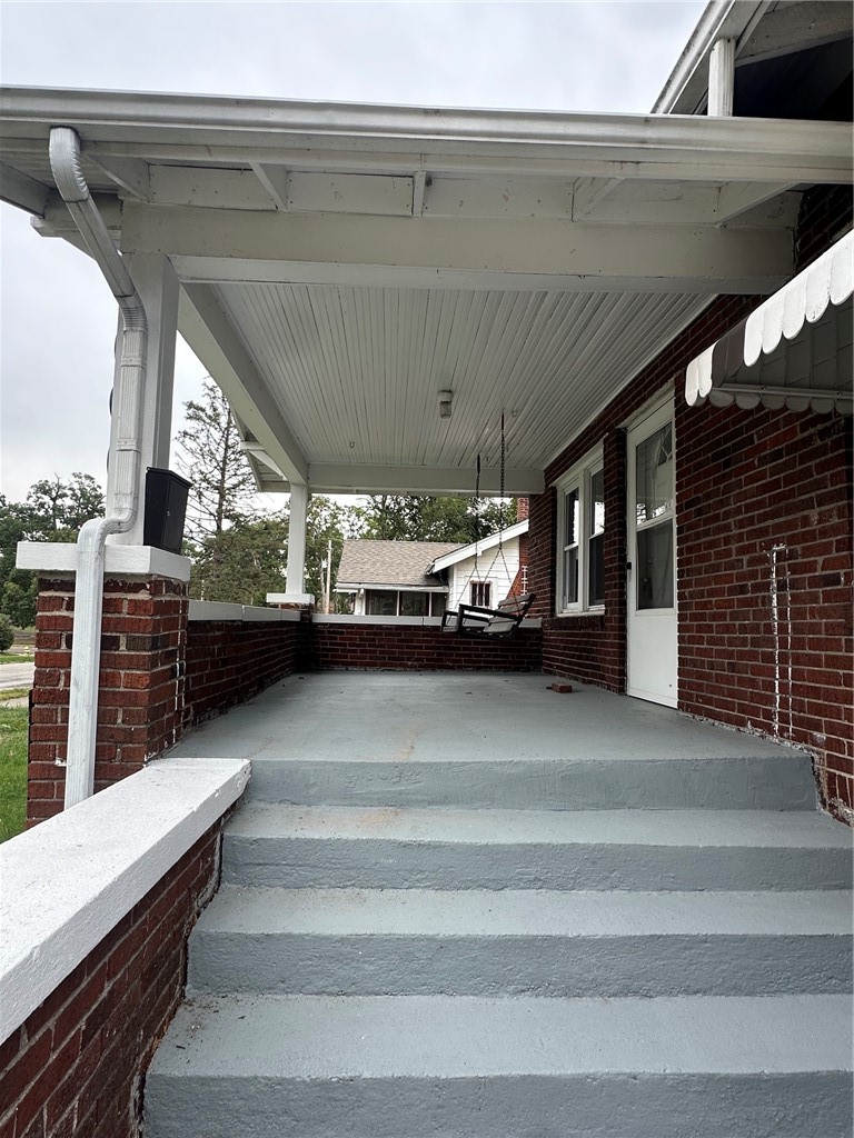 909 N Sherman Street Property Photo 5