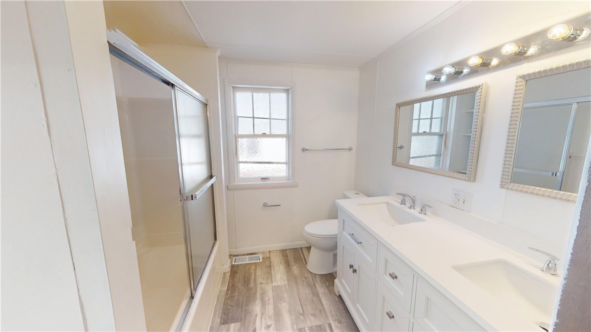 909 N Sherman Street Property Photo 22