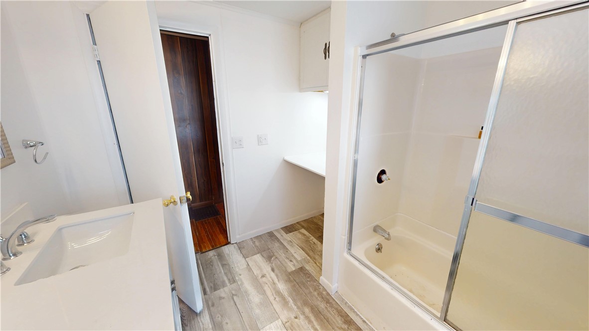 909 N Sherman Street Property Photo 24