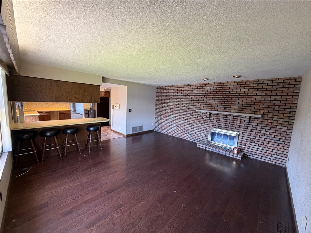 380 Shoreline Place Property Photo 10
