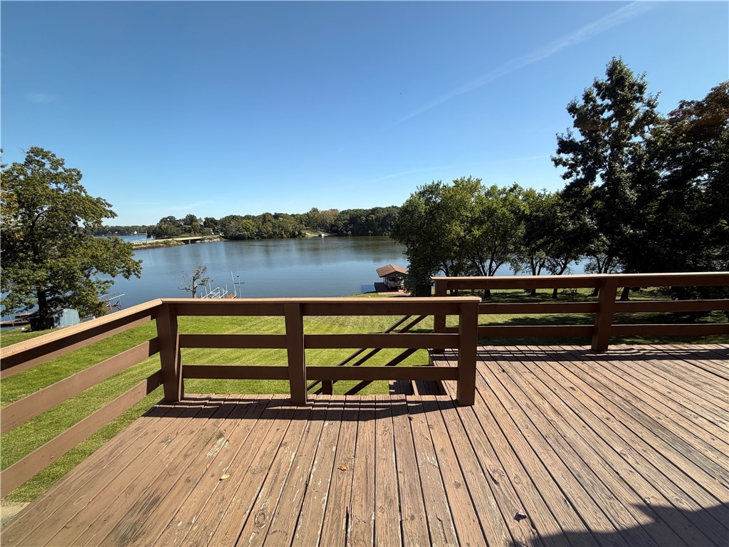 380 Shoreline Place Property Photo 29