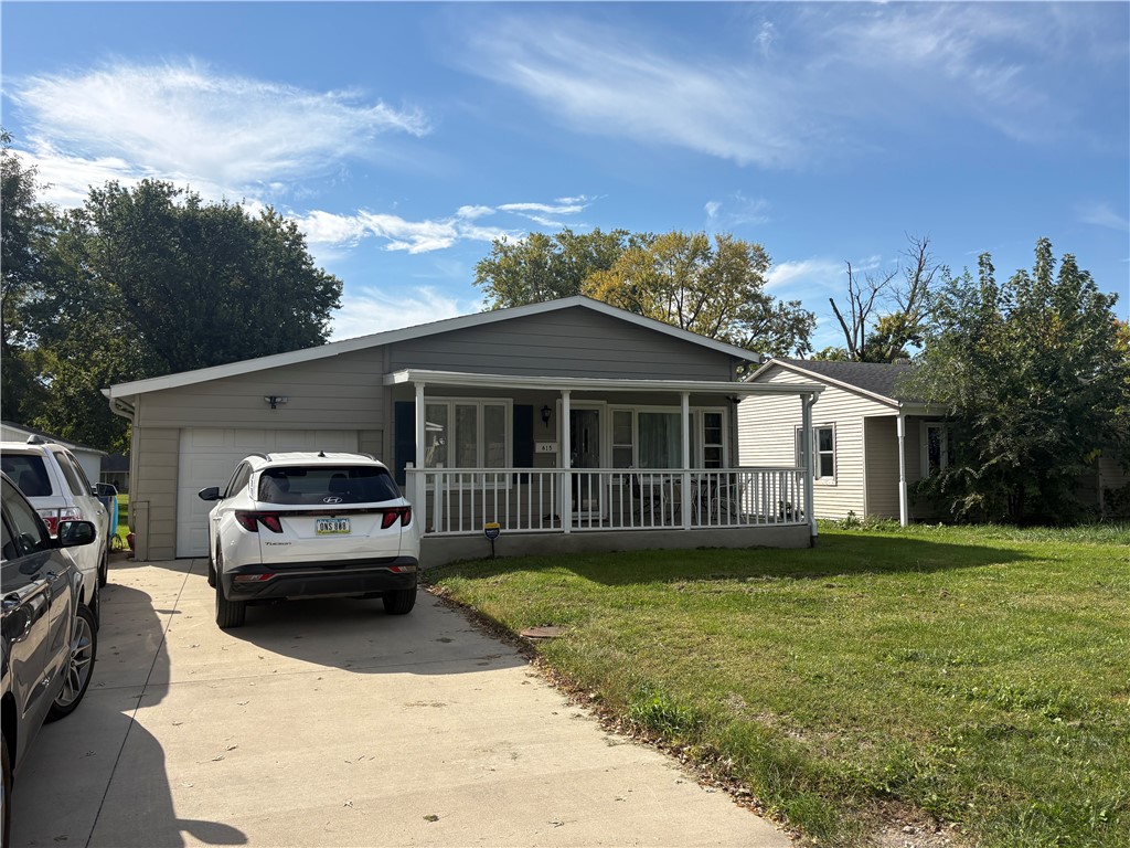 615 E Thompson Avenue Property Photo 1