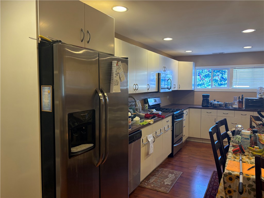 615 E Thompson Avenue Property Photo 6