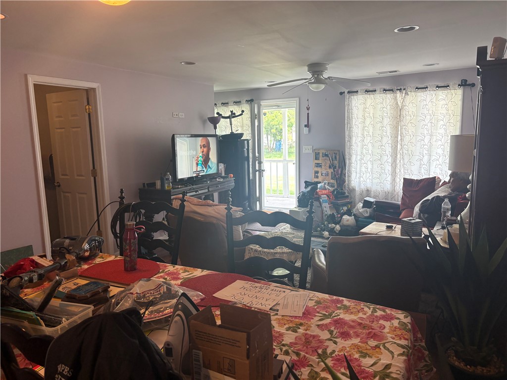 615 E Thompson Avenue Property Photo 9