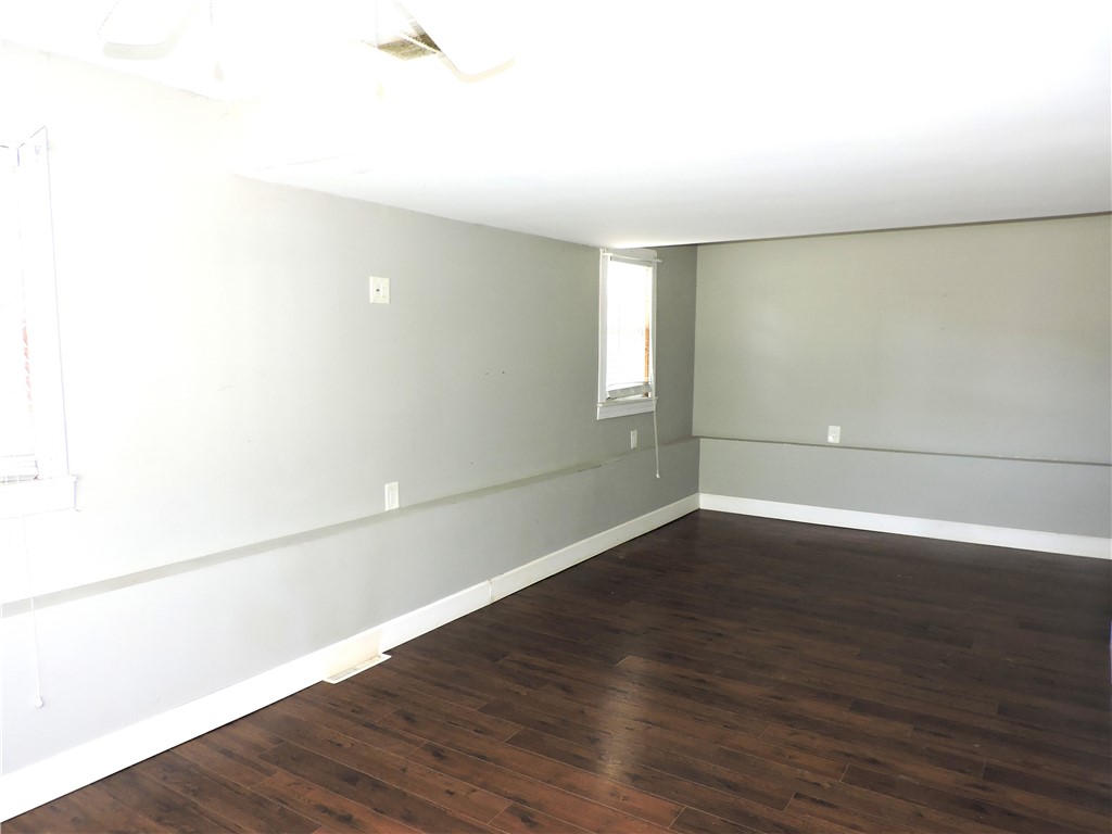 2106 Washington Avenue Property Photo 9