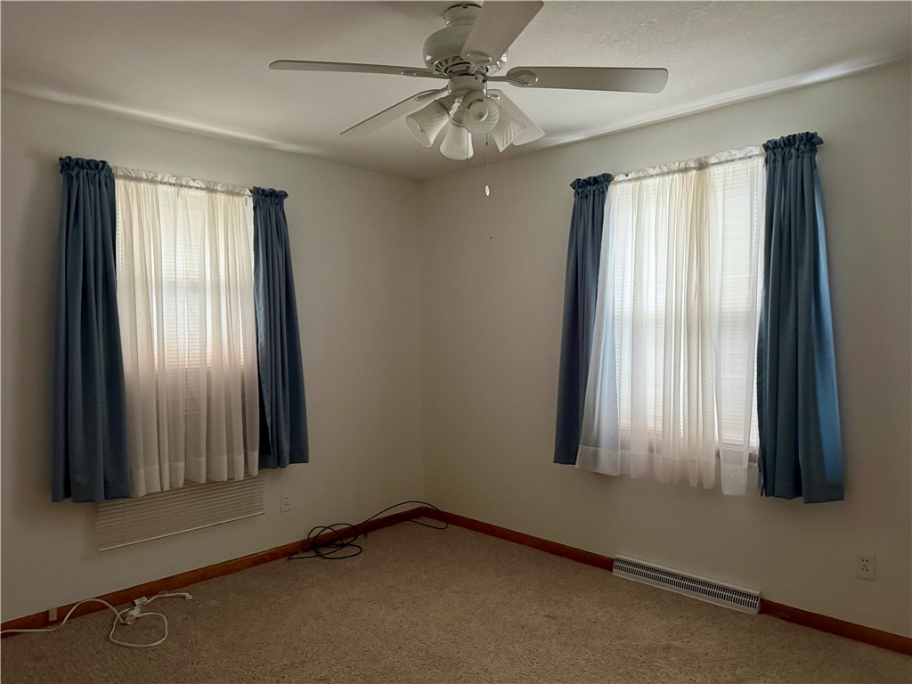 1425 Bell Avenue Property Photo 2