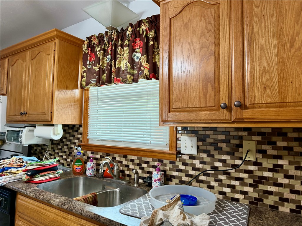 1425 Bell Avenue Property Photo 3