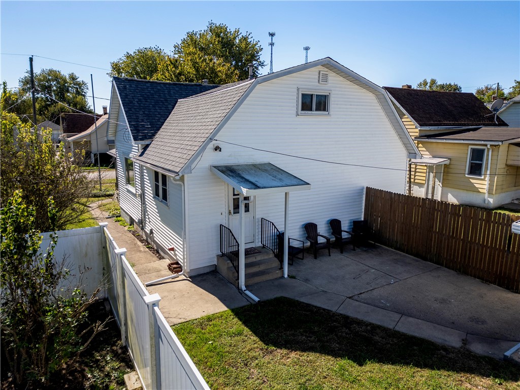 309 South Street Property Photo 4
