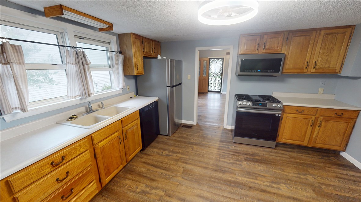 309 South Street Property Photo 13