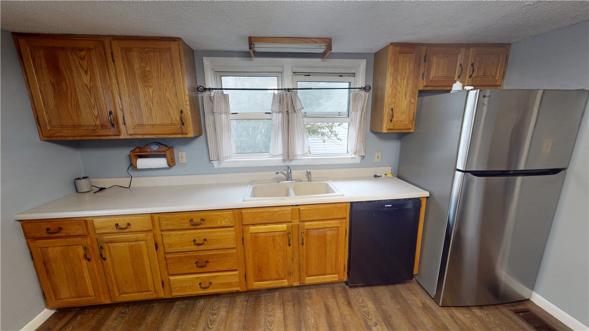 309 South Street Property Photo 14