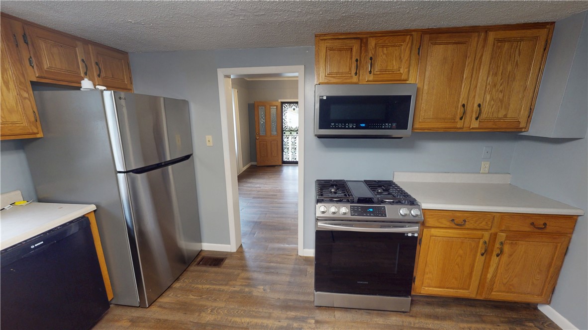 309 South Street Property Photo 15