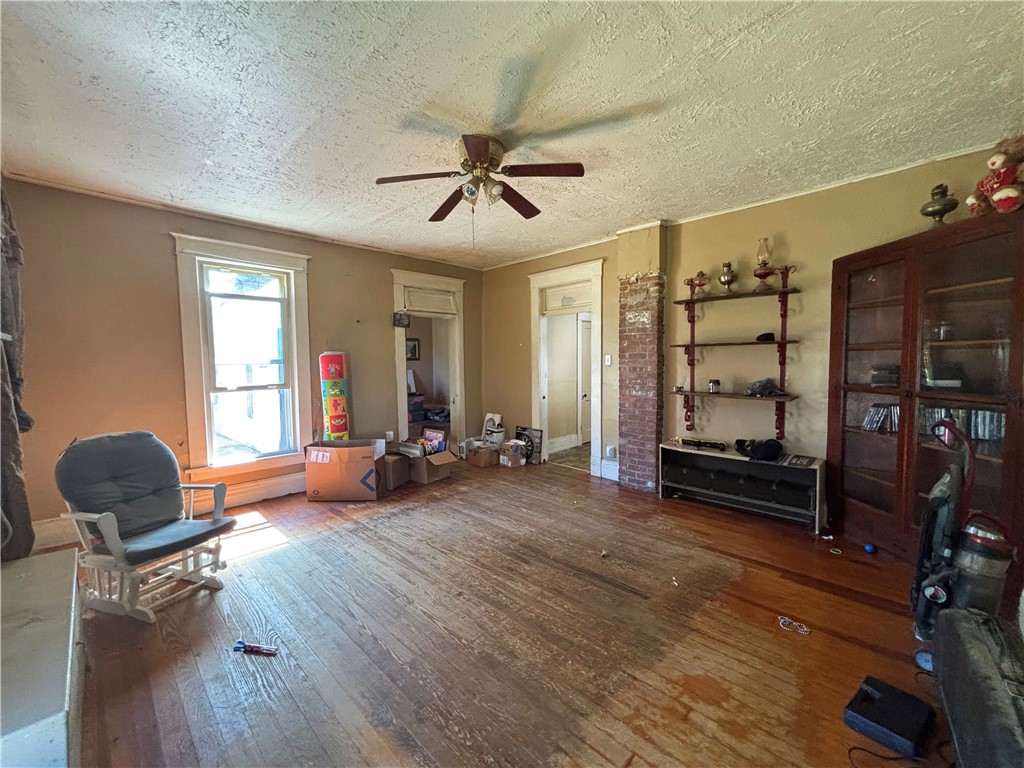502 N 3rd Street Property Photo 9