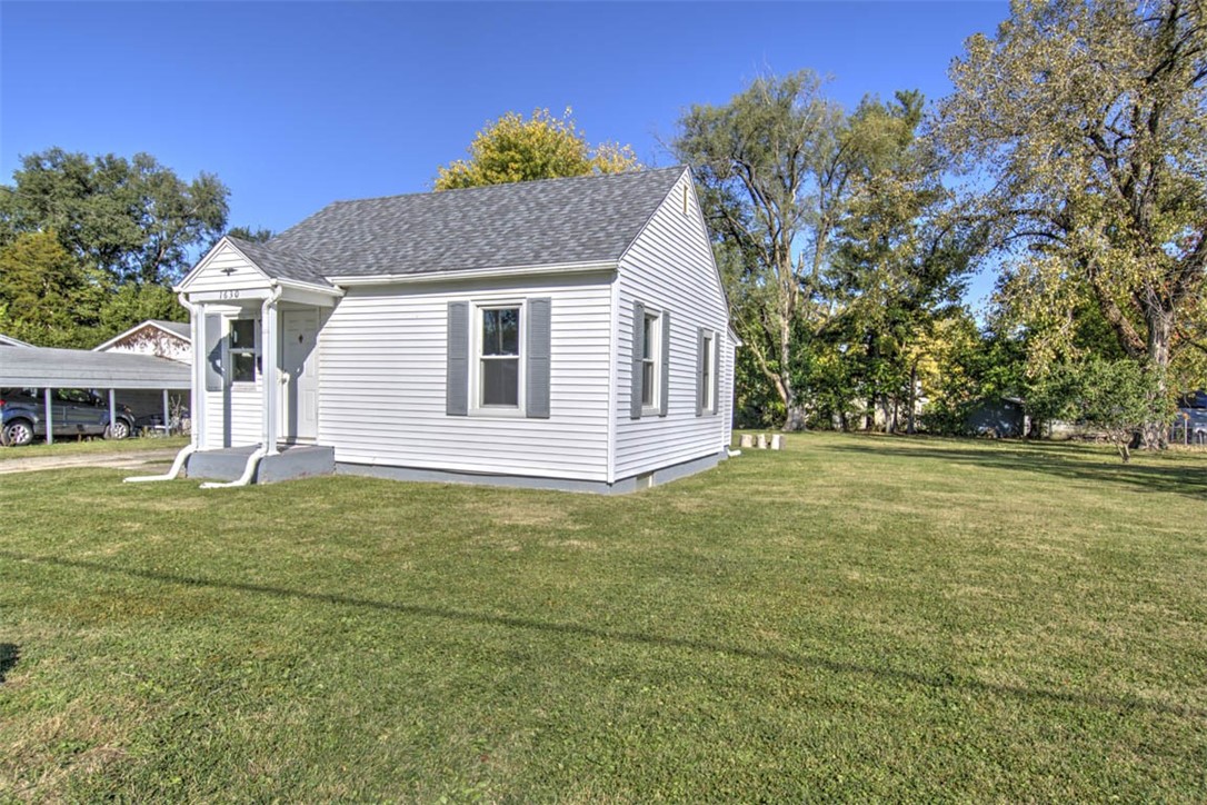 1630 W Kenwood Court Property Photo 2