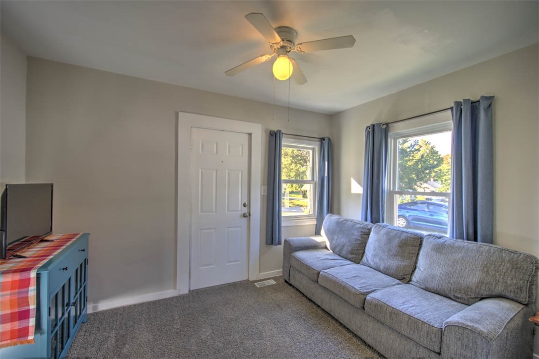 1630 W Kenwood Court Property Photo 4