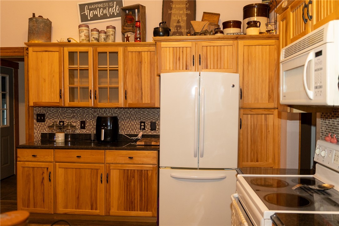565 Ross Lane Property Photo 11