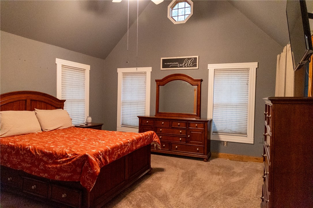 565 Ross Lane Property Photo 17