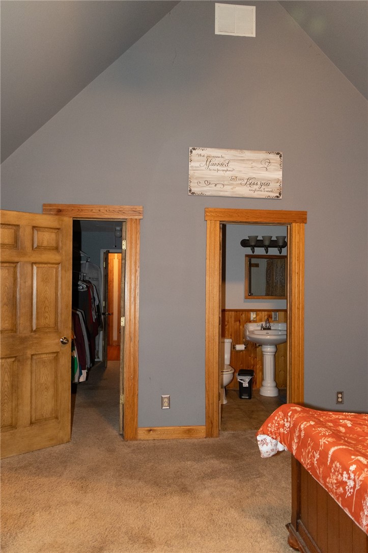 565 Ross Lane Property Photo 18