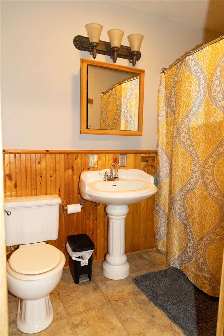 565 Ross Lane Property Photo 25
