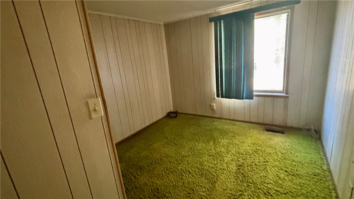 8445 N Empire Drive Property Photo 5