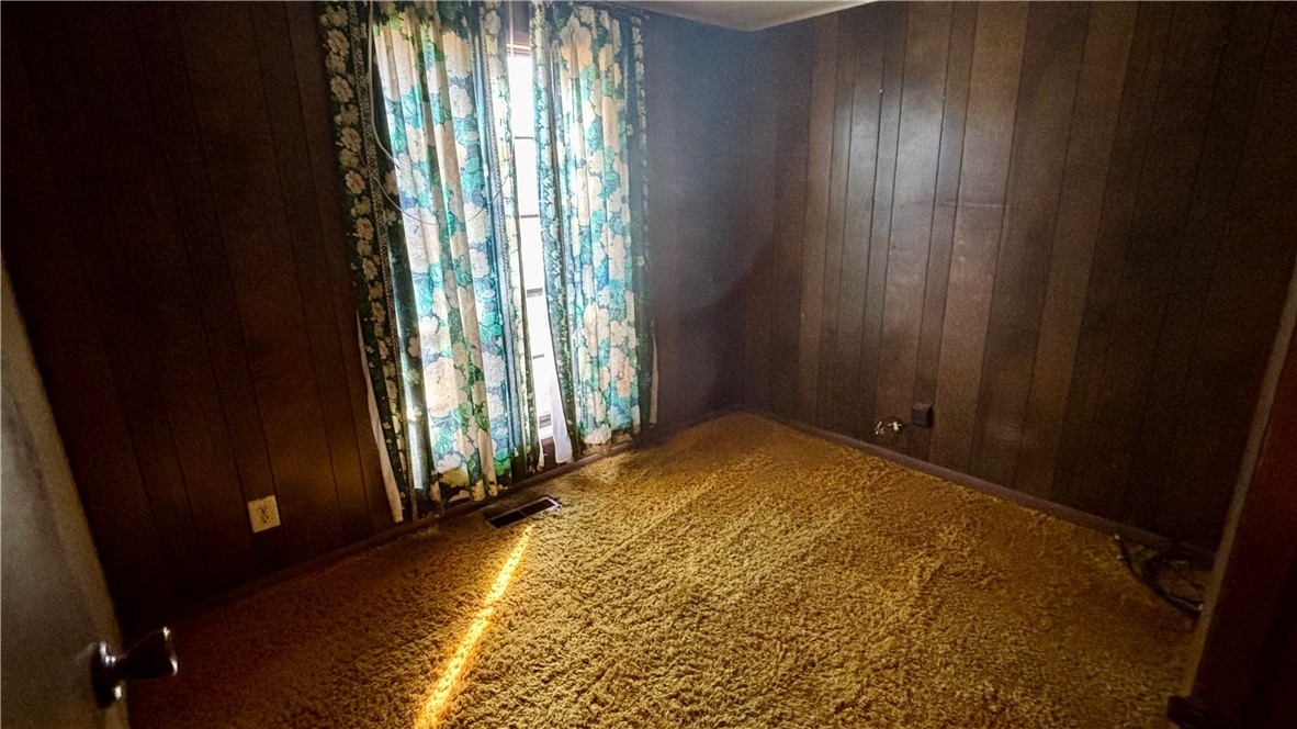 8445 N Empire Drive Property Photo 7