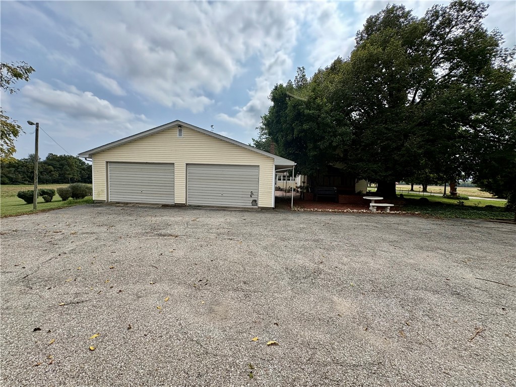 3500 160 Road Property Photo 16