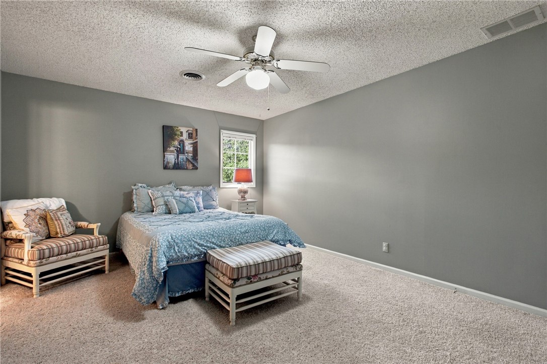 2 Tealwood Cove Property Photo 28
