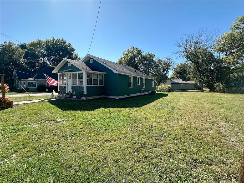 1101 N Franklin Street Property Photo 3