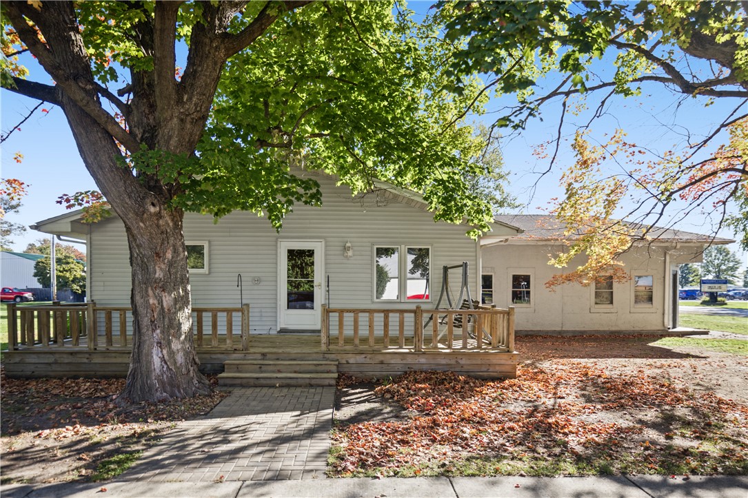 112 3rd Street Property Photo 3