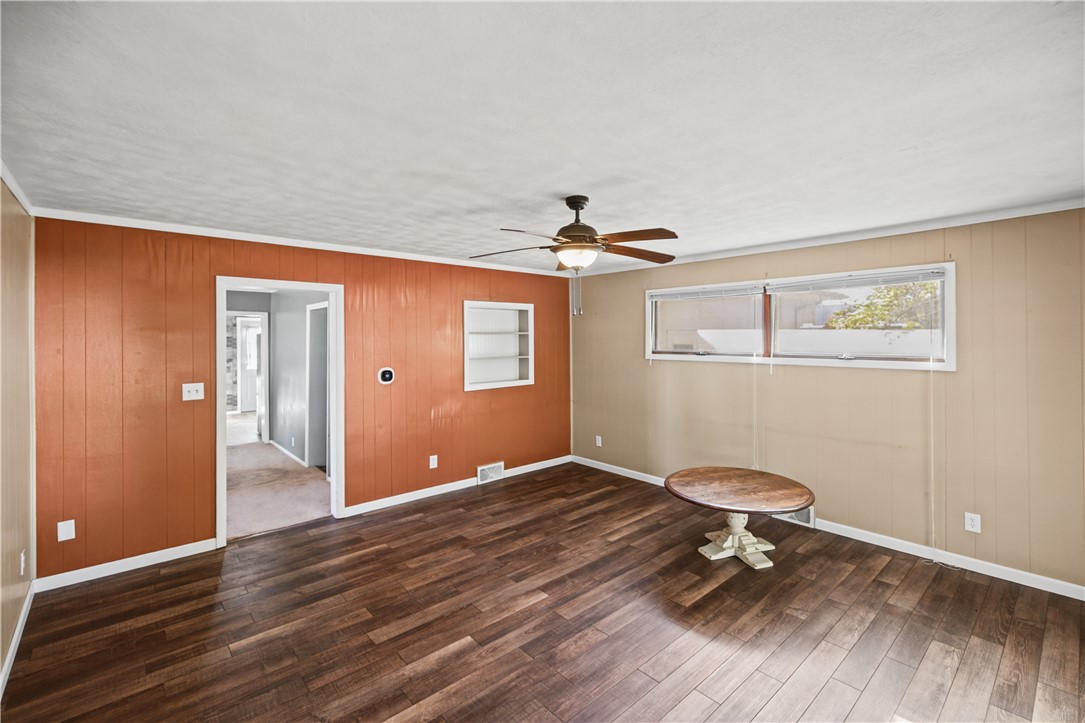 112 3rd Street Property Photo 7