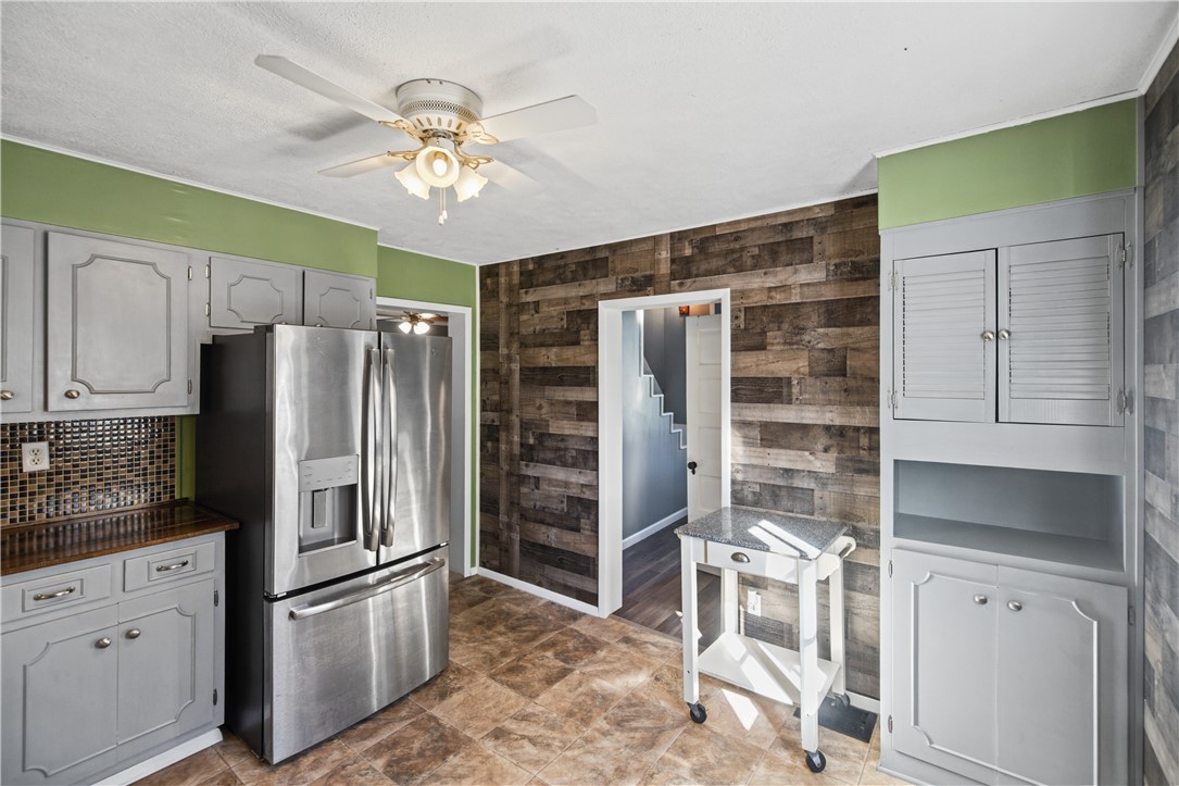 112 3rd Street Property Photo 10