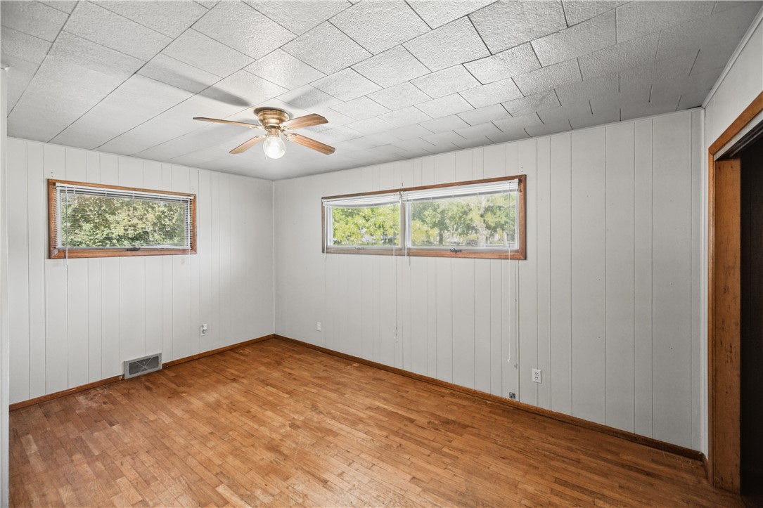 112 3rd Street Property Photo 12