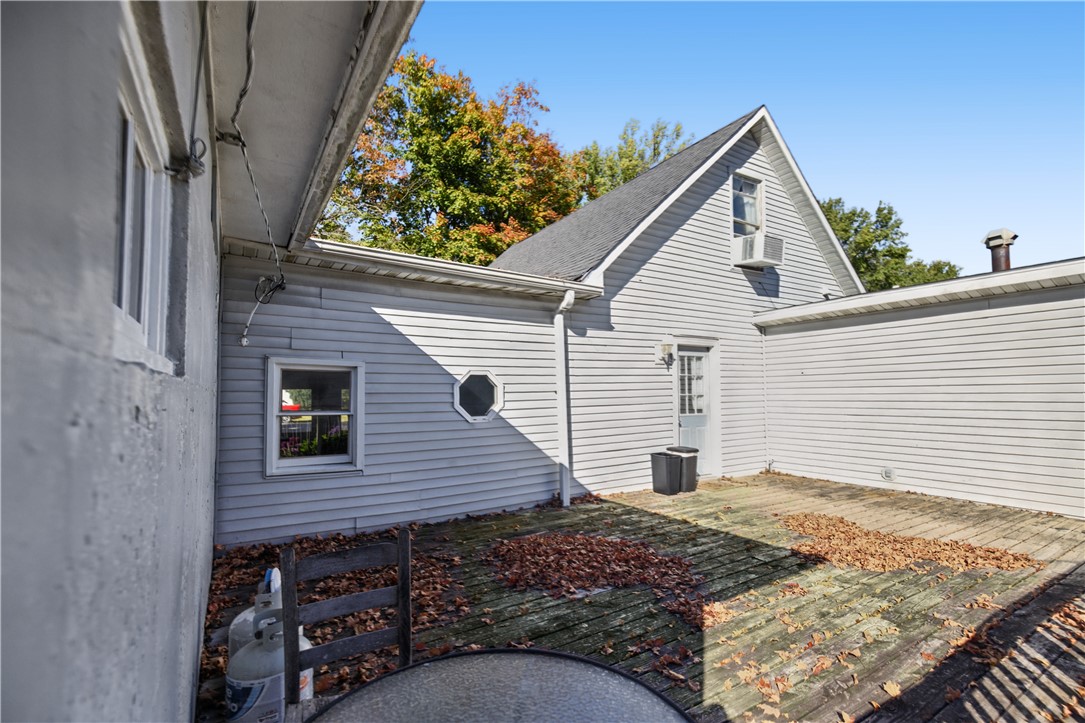112 3rd Street Property Photo 23