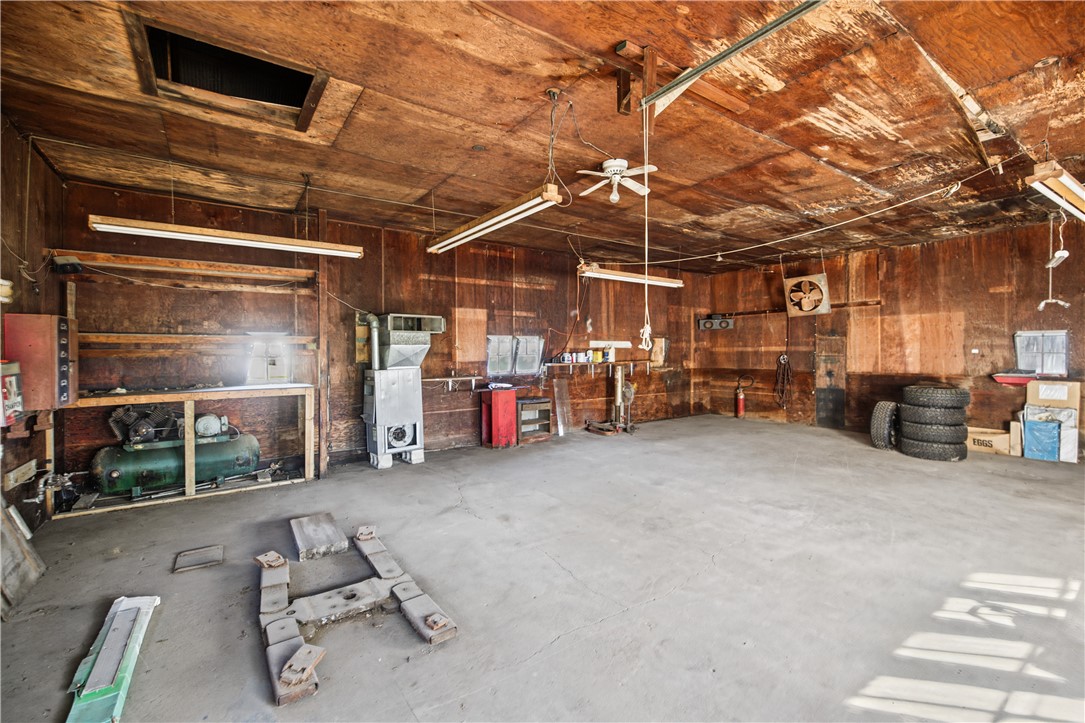 112 3rd Street Property Photo 31