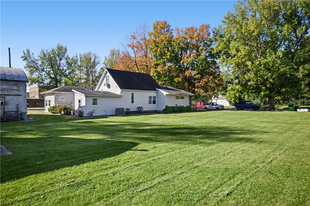 112 3rd Street Property Photo 32