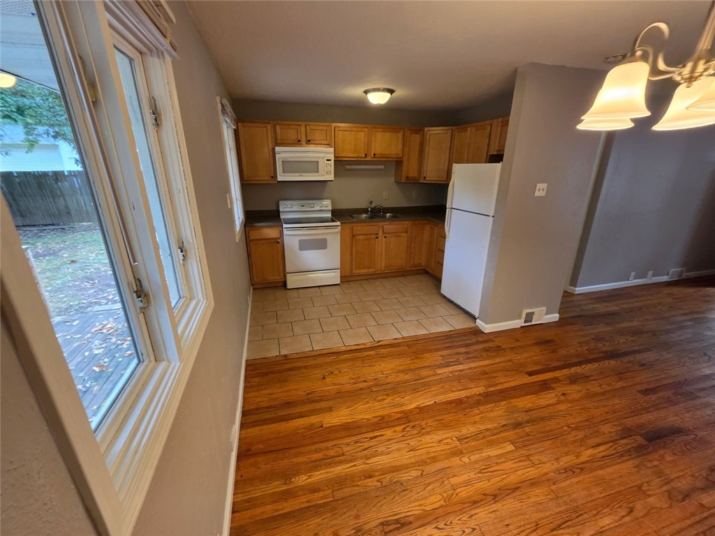 1618 Sangamon Drive Property Photo 4