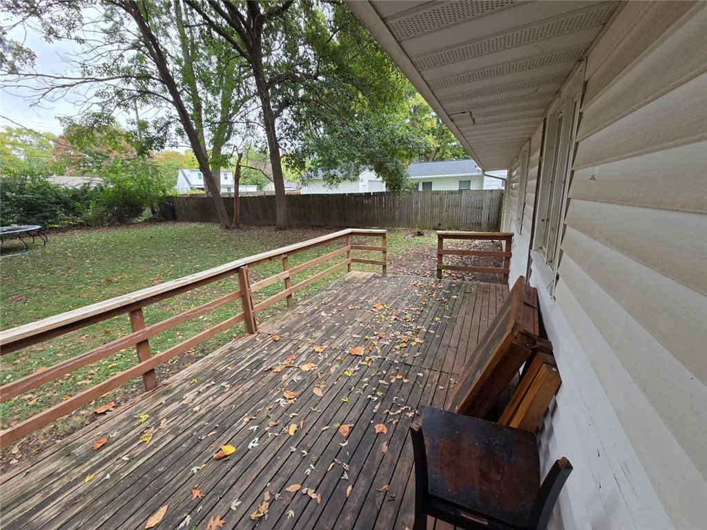 1618 Sangamon Drive Property Photo 11