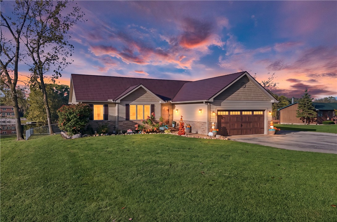 216 Falcon Crest Drive Property Photo 45