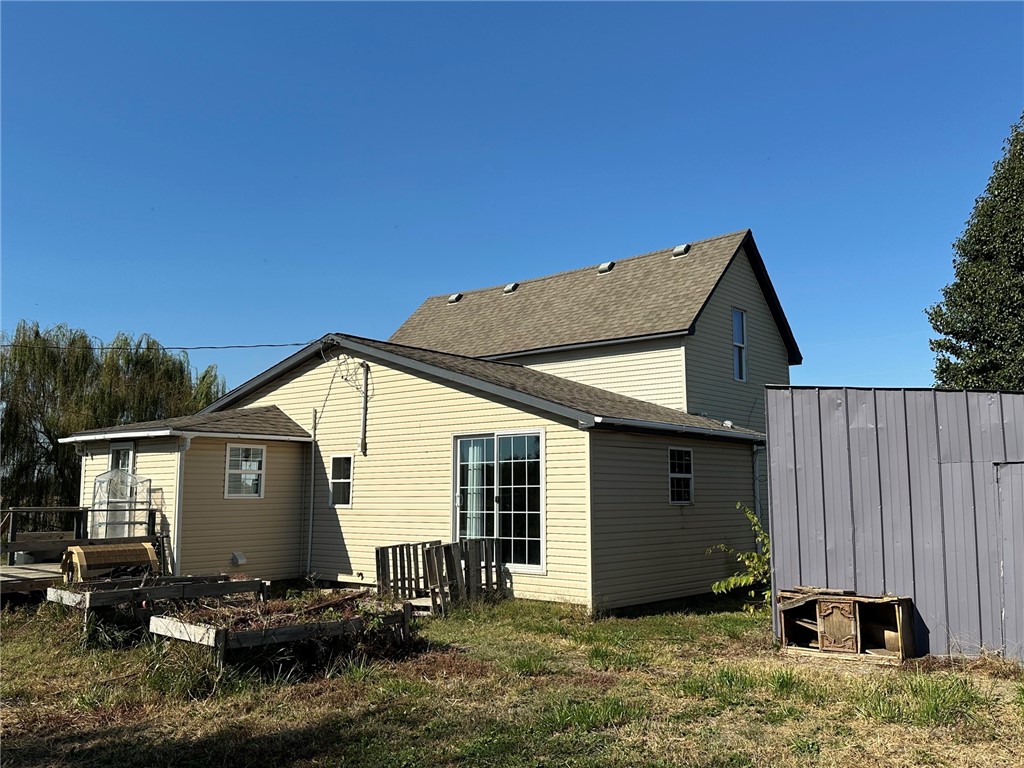 9168 E 700th Road Property Photo 6