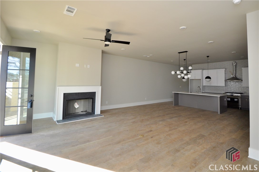 1311 Watson Lane Property Photo 7