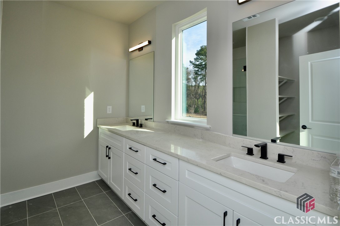 1311 Watson Lane Property Photo 10