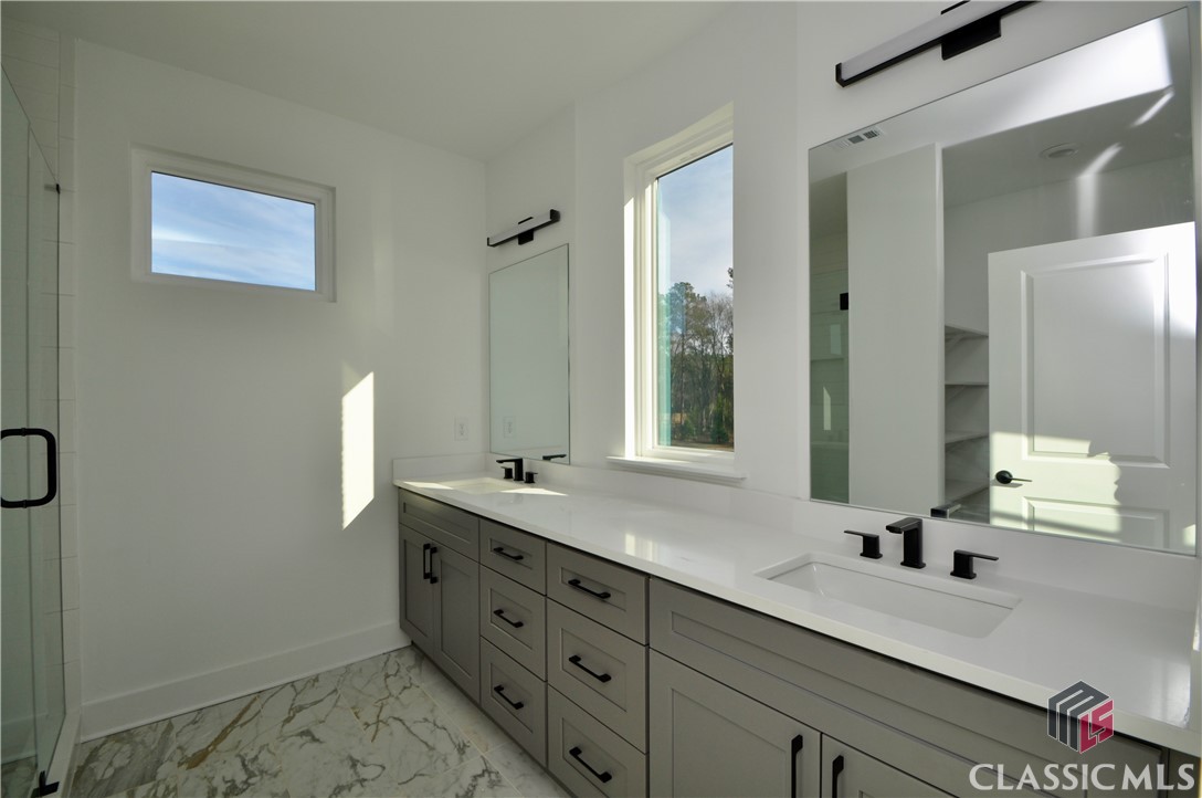 1285 Watson Lane Property Photo 10