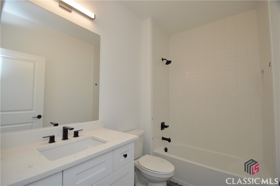 1195 Watson Lane Property Photo 11