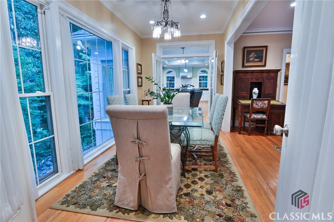 591 Milledge Terrace Property Photo 10