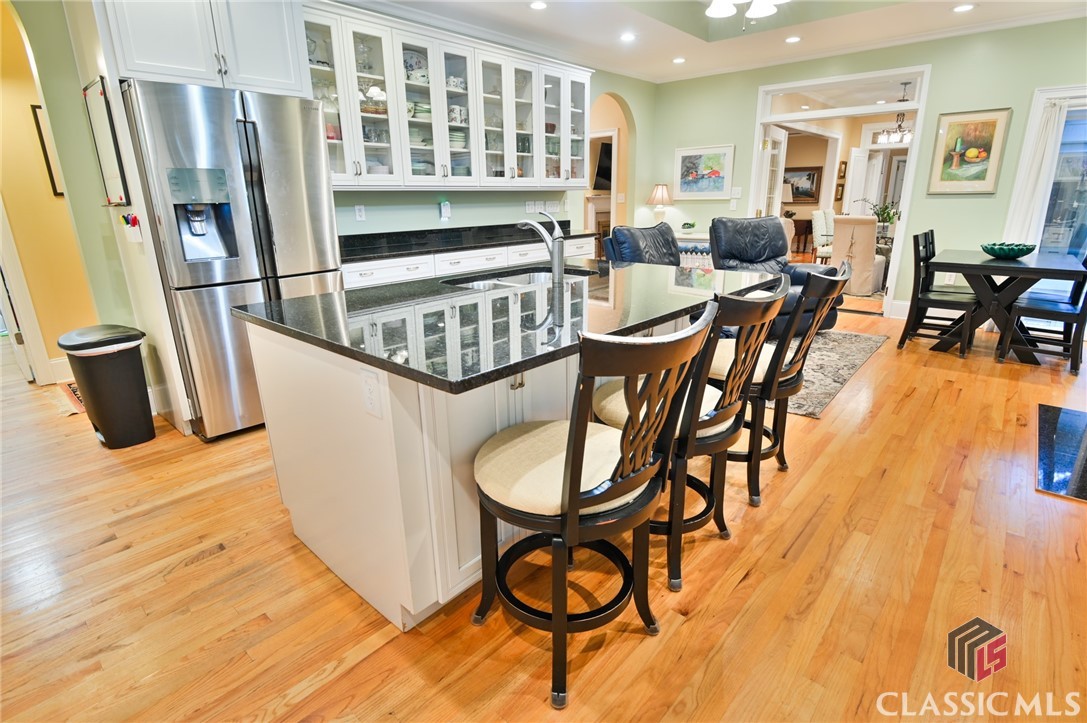 591 Milledge Terrace Property Photo 18
