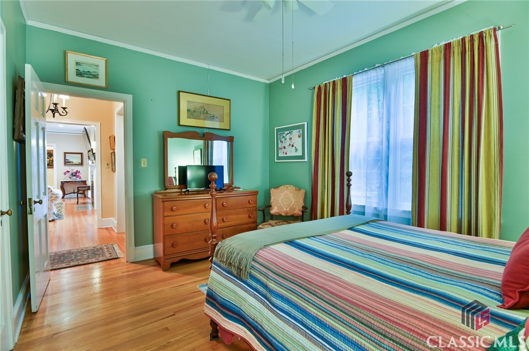 591 Milledge Terrace Property Photo 29