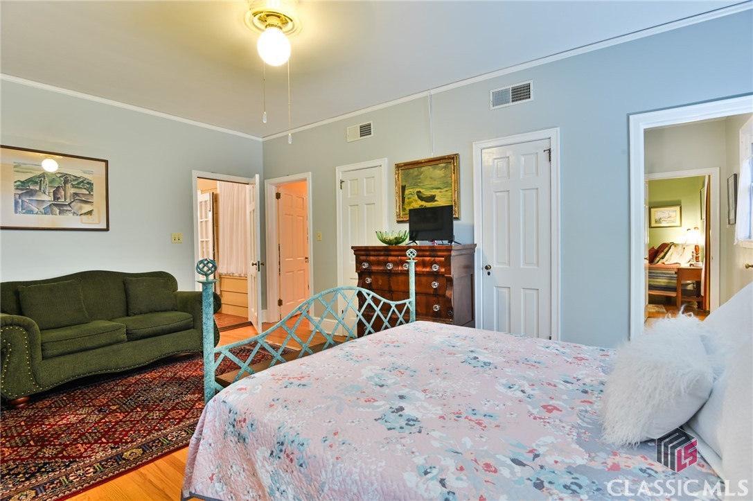 591 Milledge Terrace Property Photo 33