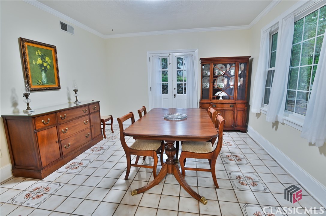 591 Milledge Terrace Property Photo 42