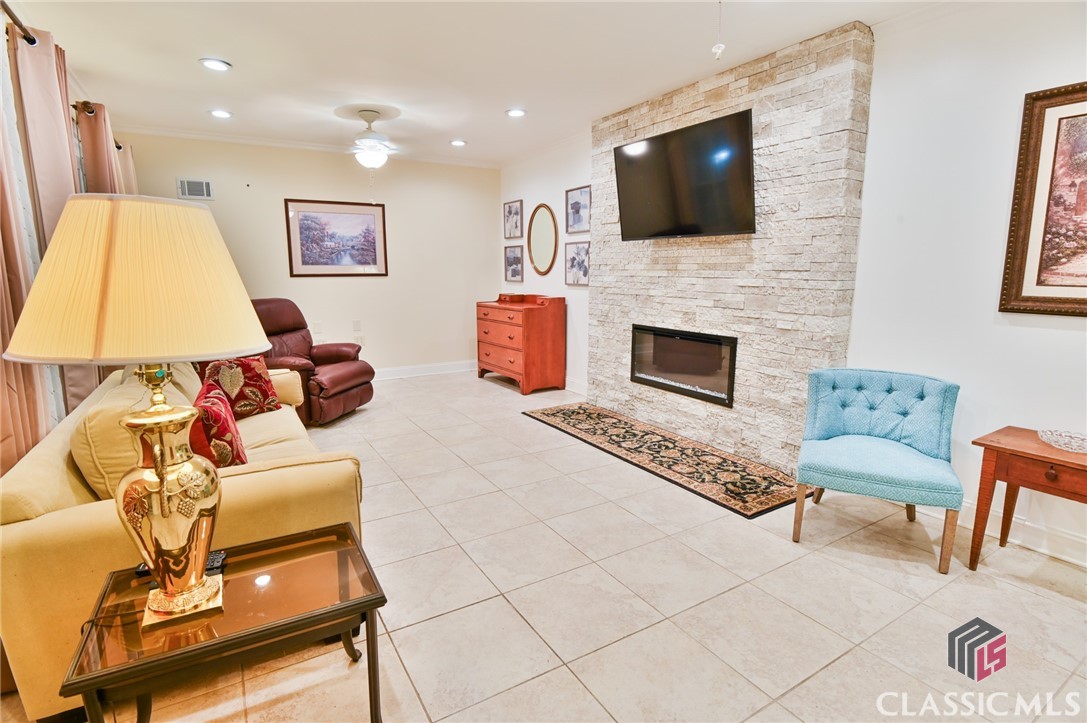 591 Milledge Terrace Property Photo 45