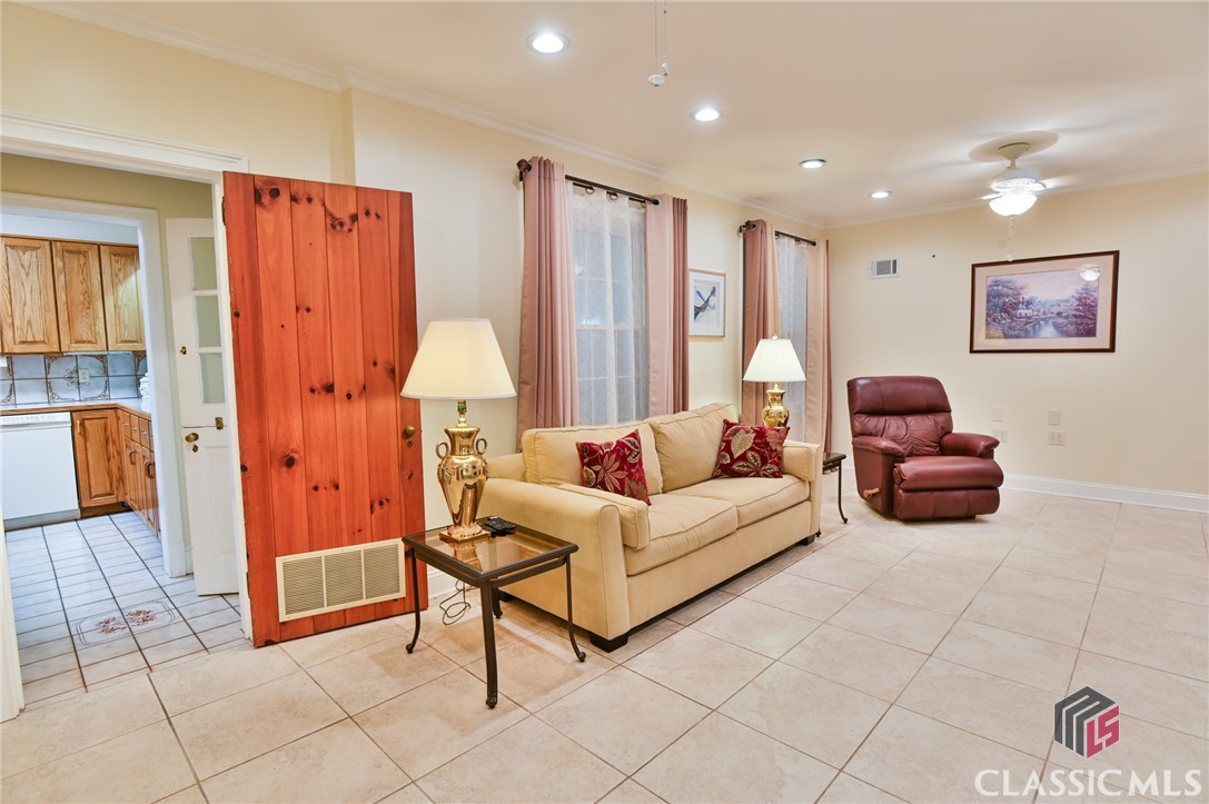 591 Milledge Terrace Property Photo 46