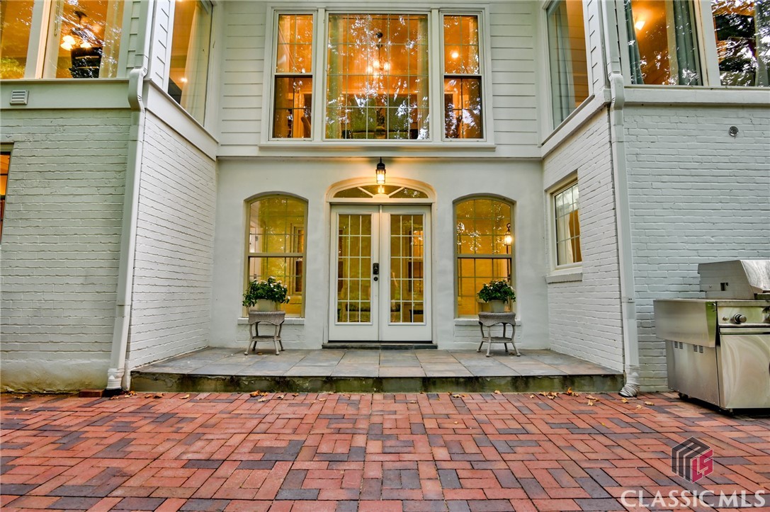 591 Milledge Terrace Property Photo 64